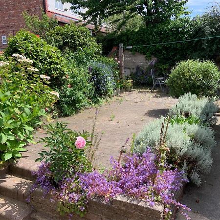 Entire Seaside Home, Sleeps 8, All En-Suite Rooms New Brighton Exterior photo